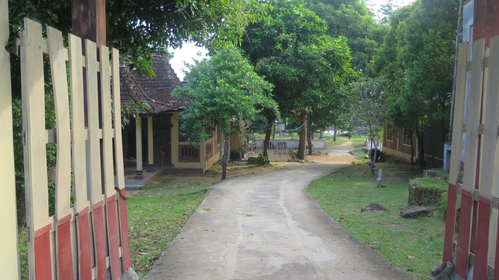 Mangrove Inn Karimunjawa-Inseln Exterior foto