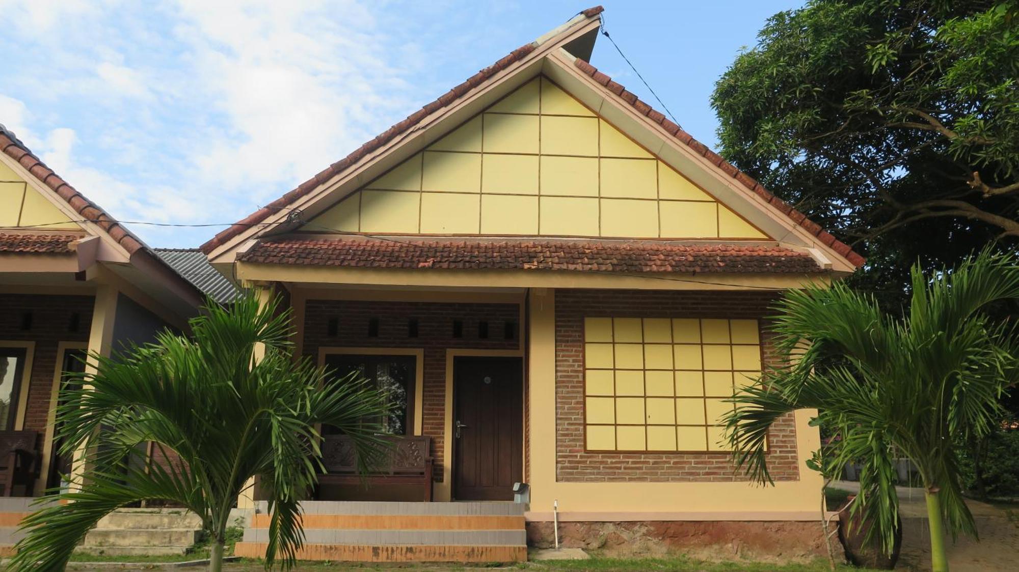 Mangrove Inn Karimunjawa-Inseln Exterior foto