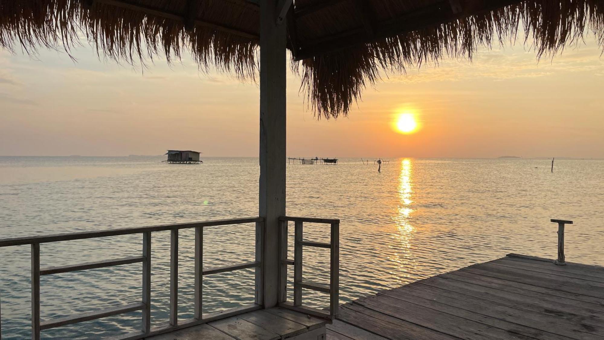 Mangrove Inn Karimunjawa-Inseln Exterior foto