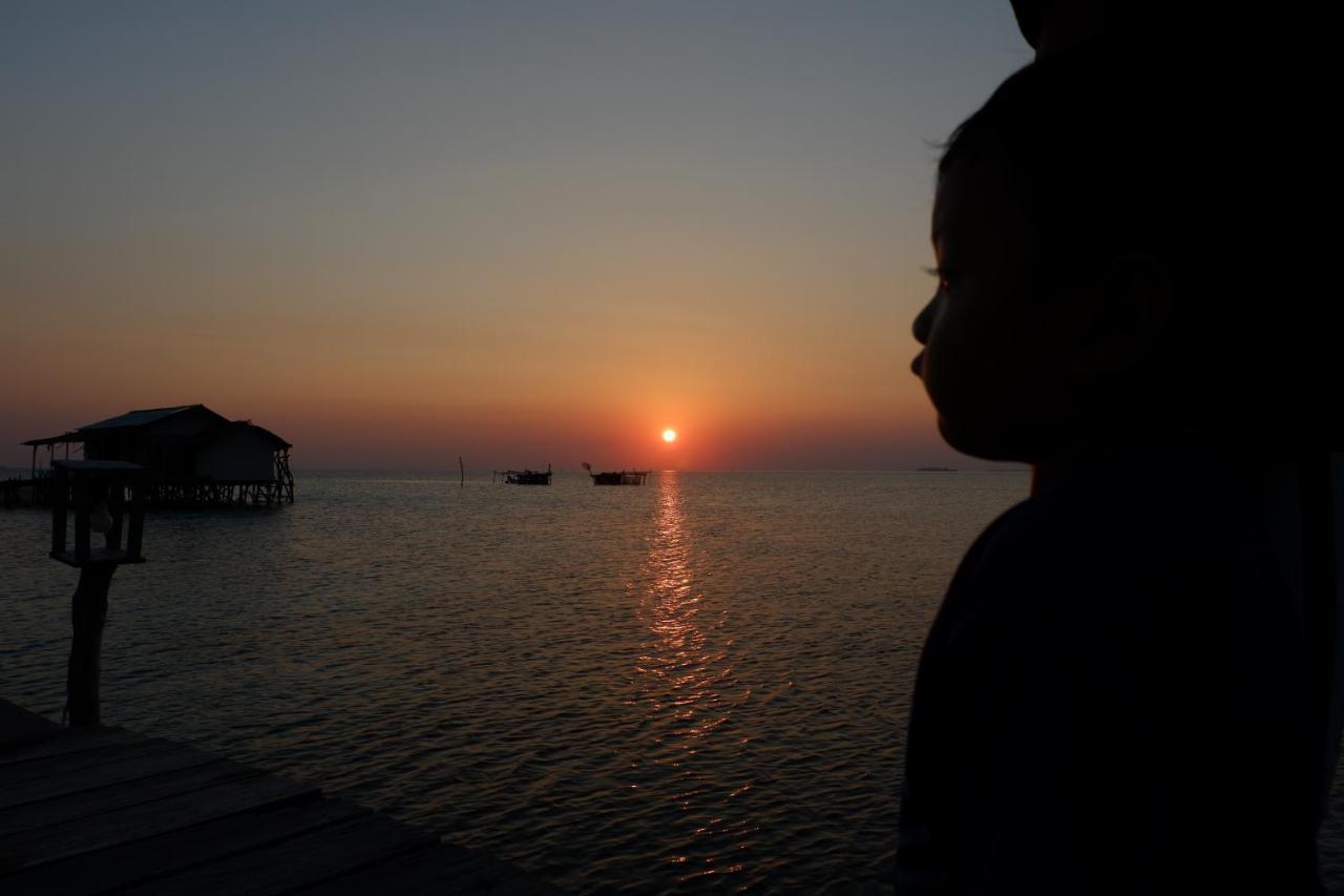 Mangrove Inn Karimunjawa-Inseln Exterior foto